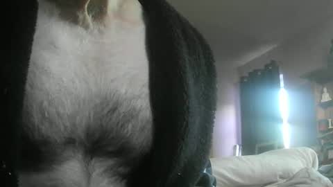 Snapshot of feardubh chatting on December 16, 9:36 am feardubh online show from December 16, 9:36 am