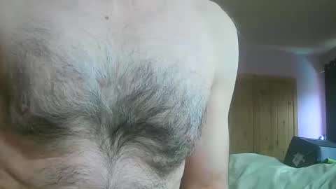Snapshot of feardubh chatting on April 28, 2:11 pm feardubh online show from April 28, 2:11 pm