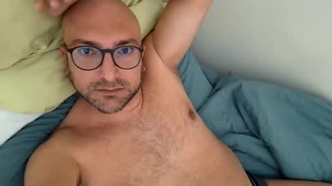 Snapshot of fede2985 chatting on January 30, 8:32 am Fede online show from January 30, 8:32 am