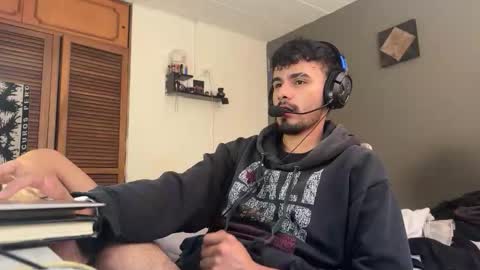 Snapshot of fede69x chatting on March 22, 3:26 pm federik online show from March 22, 3:26 pm