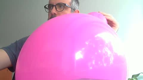 Snapshot of fedeglobos chatting on October 15, 5:13 pm fedeGLOBOS online show from October 15, 5:13 pm