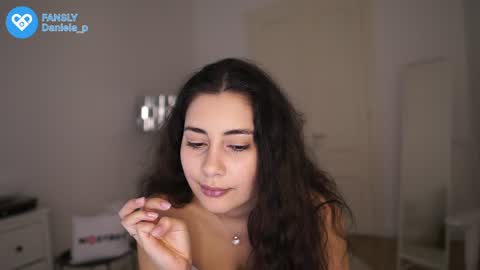 Daniela online show from December 29, 3:46 pm