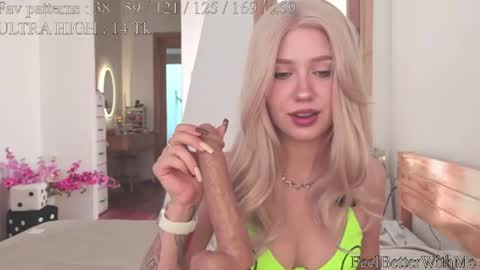 Snapshot of feelbetterwithme chatting on June 18, 4:35 am Princess Kate HOT ANAL VID ON FANSLY Help me reach 100 likes online show from June 18, 4:35 am