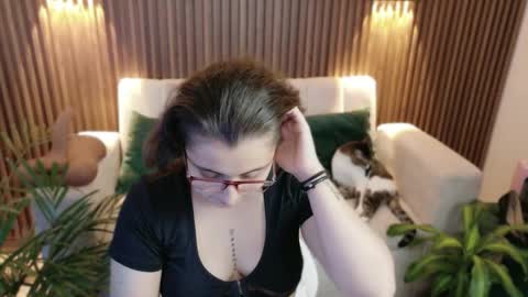 Snapshot of feelina_firesoul chatting on November 5, 7:14 pm Feelena online show from November 5, 7:14 pm