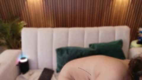 Snapshot of feelina_firesoul chatting on November 26, 5:25 pm Feelena online show from November 26, 5:25 pm