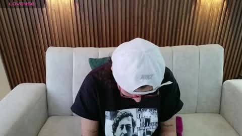 Snapshot of feelina_firesoul chatting on May 21, 2:57 pm Feelena online show from May 21, 2:57 pm