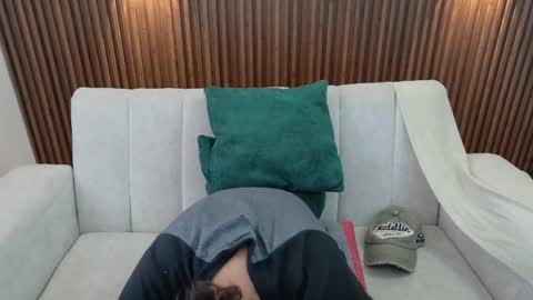 Snapshot of feelina_firesoul chatting on June 7, 5:16 pm Feelena online show from June 7, 5:16 pm