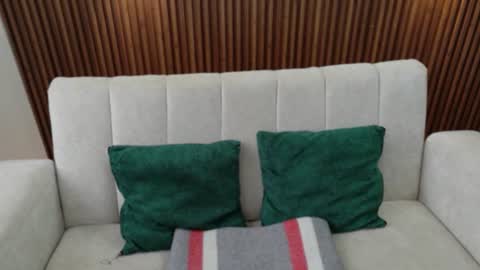 Snapshot of feelina_firesoul chatting on June 10, 2:38 pm Feelena online show from June 10, 2:38 pm