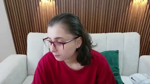 Snapshot of feelina_firesoul chatting on June 17, 2:18 pm Feelena online show from June 17, 2:18 pm