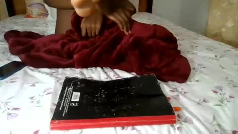 Snapshot of feetlovely507541 chatting on May 15, 8:05 pm feetlovely507541 online show from May 15, 8:05 pm