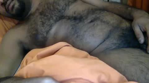 Snapshot of feetlover1888386 chatting on December 14, 7:51 pm HairyBrownGuy online show from December 14, 7:51 pm