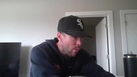 Snapshot of feetlovergh2 chatting on May 1, 7:40 pm Ethan Slayher online show from May 1, 7:40 pm