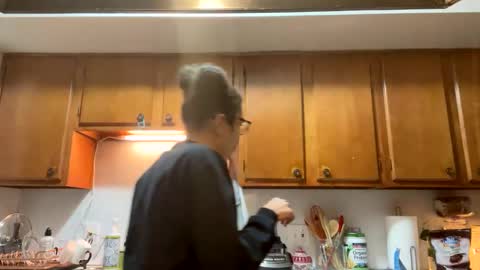 Snapshot of feetnymph chatting on February 5, 1:47 am Soley online show from February 5, 1:47 am