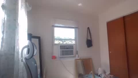 Snapshot of feetnymph chatting on October 14, 3:35 pm Soley online show from October 14, 3:35 pm