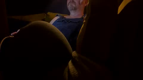 Snapshot of feetpuller2024 chatting on January 25, 12:17 am feetpuller2024 online show from January 25, 12:17 am