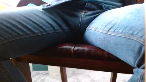 Snapshot of feetpuller2024 chatting on March 13, 2:23 pm feetpuller2024 online show from March 13, 2:23 pm