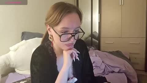 Felicia online show from May 30, 7:11 pm
