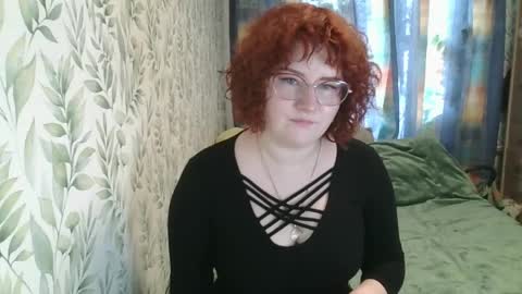 felicity_play online show from April 3, 6:00 am