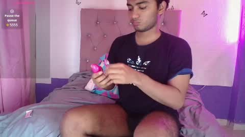 Snapshot of felipecams chatting on April 27, 3:37 am andres felipe benitez online show from April 27, 3:37 am