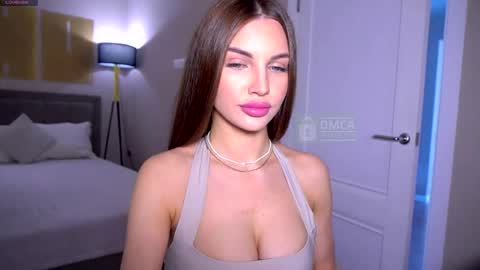 Snapshot of felissiany chatting on May 13, 1:14 am Hello im Nova online show from May 13, 1:14 am