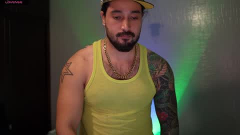 Snapshot of felix_candela chatting on June 7, 1:54 am Felix Candela online show from June 7, 1:54 am
