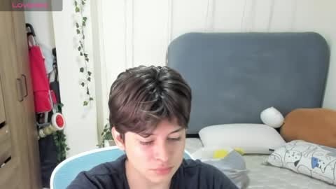 Snapshot of felix_leex chatting on June 6, 6:56 pm Felix leex online show from June 6, 6:56 pm