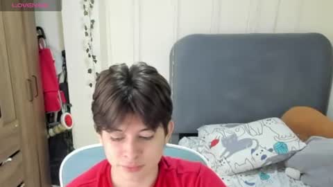 Snapshot of felix_leex chatting on June 10, 7:02 pm Felix leex online show from June 10, 7:02 pm