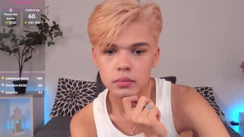 Felix online show from February 2, 7:35 pm