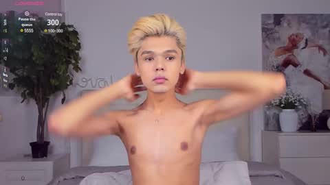 Felix online show from March 5, 4:24 pm