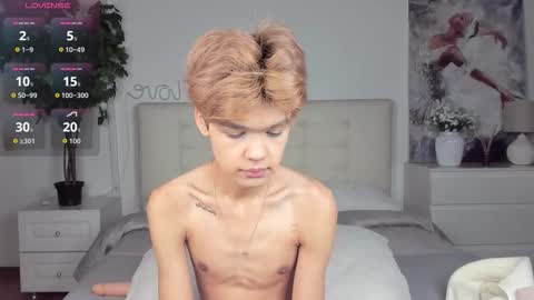 Felix online show from October 8, 5:32 pm