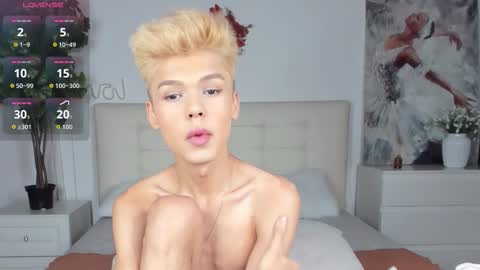 Felix online show from November 15, 5:09 pm