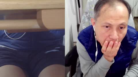 Snapshot of felixlau chatting on February 12, 10:03 am felixlau online show from February 12, 10:03 am