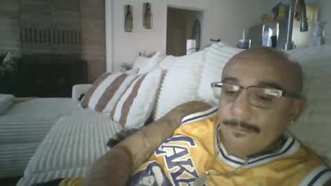 felixrlarios25 online show from July 21, 5:15 pm