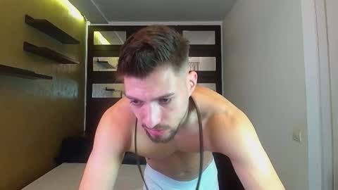 Snapshot of felixrook chatting on July 8, 4:17 am FelixRook online show from July 8, 4:17 am