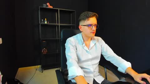 FelixStark online show from April 28, 4:17 am