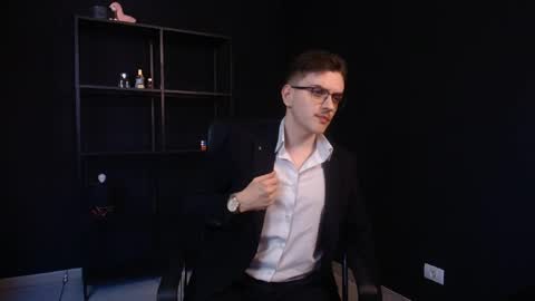 Snapshot of felixstark chatting on May 25, 5:24 am FelixStark online show from May 25, 5:24 am
