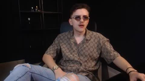 Snapshot of felixstark chatting on June 7, 4:27 am FelixStark online show from June 7, 4:27 am