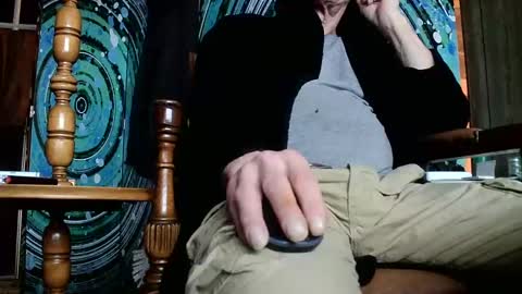 Snapshot of fellatioauto chatting on February 4, 4:05 am hungnsexy online show from February 4, 4:05 am