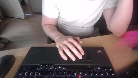 Snapshot of fem_alice_louis_dom chatting on May 27, 5:54 pm fem_alice_louis_dom online show from May 27, 5:54 pm
