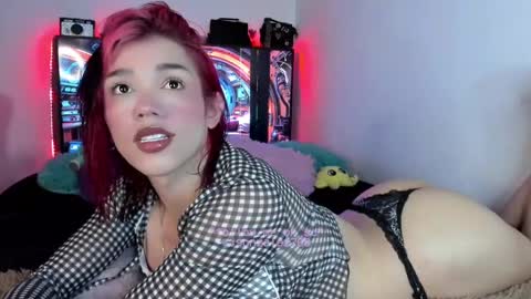 Snapshot of fem_boy6 chatting on February 28, 11:14 am fem_boy6 online show from February 28, 11:14 am