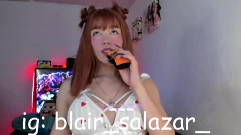 Snapshot of fem_boy6 chatting on March 6, 9:47 am fem_boy6 online show from March 6, 9:47 am