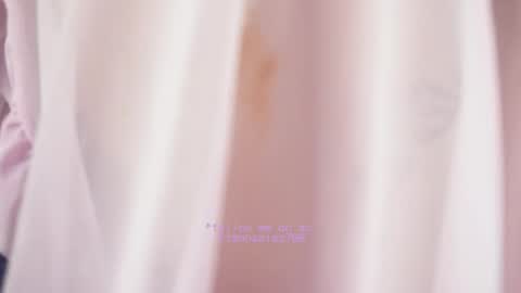 Snapshot of fem_boy6 chatting on December 2, 9:47 am fem_boy6 online show from December 2, 9:47 am