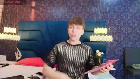 Femboy Max online show from January 16, 11:58 am