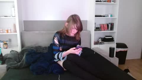 femboyflowers online show from November 24, 9:36 pm