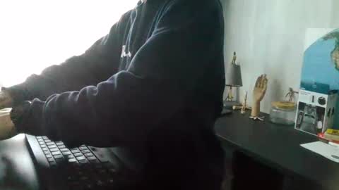 femdomsubby online show from June 15, 5:42 am