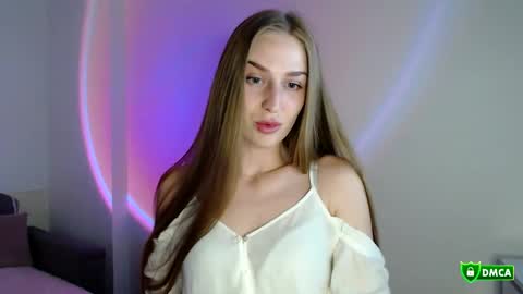 Femke online show from October 19, 12:50 pm