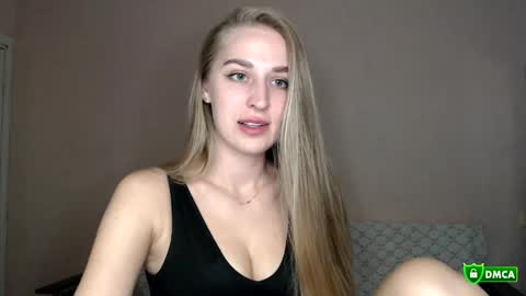 Femke online show from May 19, 7:53 pm