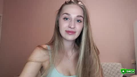 Femke online show from June 22, 7:22 pm