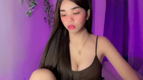 Snapshot of femylove chatting on June 17, 6:27 am YOUR BEAUTIFUL ASIANFHEMY online show from June 17, 6:27 am