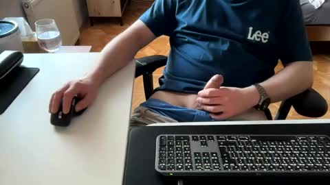 Snapshot of feniopl1 chatting on March 8, 3:05 pm Bart online show from March 8, 3:05 pm